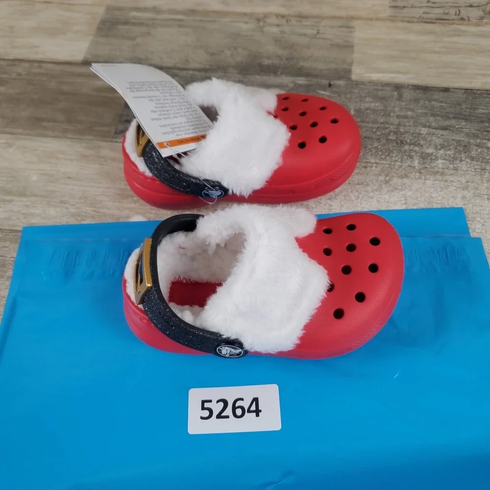 Crocs Slip On Santa Clogs Sz C6 6 Children Sandals Christmas Slip On Lined